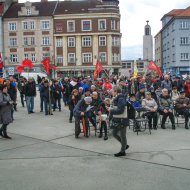 https://pisek.kscm.cz/sites/default/files/styles/thumbnail/public/soubory/uzivatele/kovarik/Pochody%20za%20m%C3%ADr/T%C3%A1bor/demonstrace_za_mir_tabor_duben_2023_003.jpg?itok=OYk4K94F